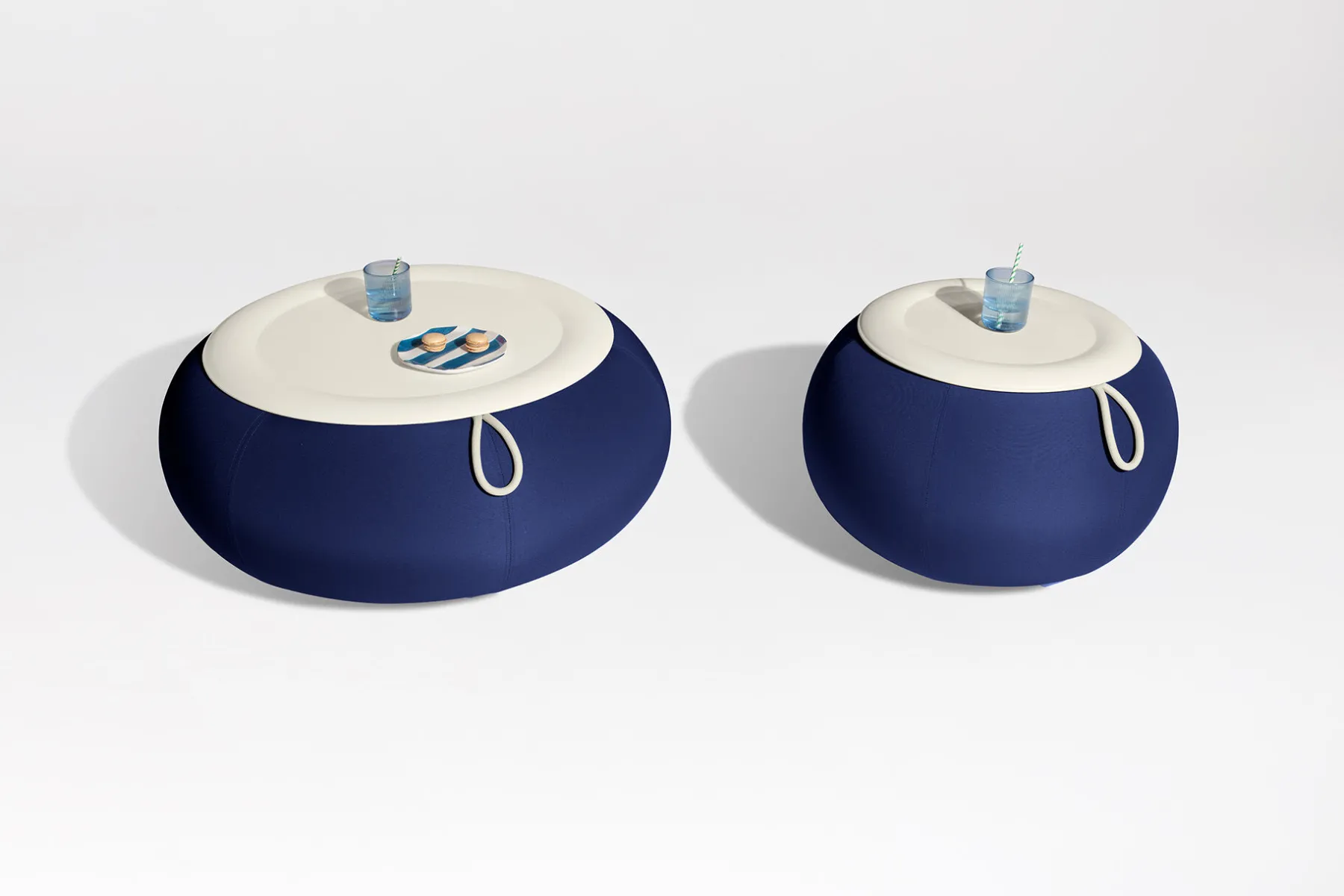 Fatboy Dumpty Outdoor Tables basses d'extérieur, bleu, 78x78x21 cm